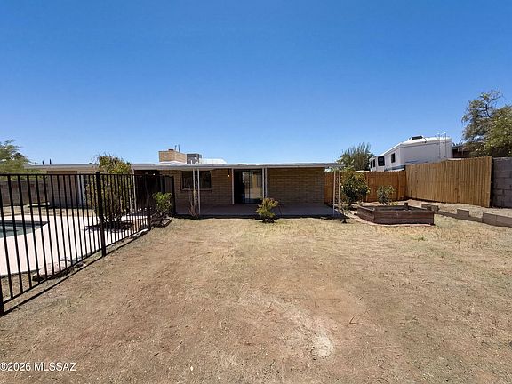 5th image of 1525 S Renee Pl