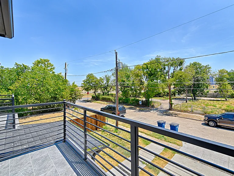 3319 Wake St — Photo 35