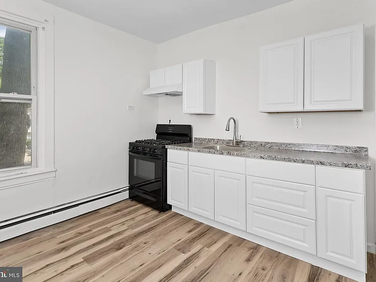 117 E Walnut Ave #D — Photo 12