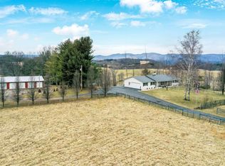 997 Duncan Mill Rd, Dugspur, VA 24325