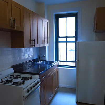 Rented by City & Suburban | media 24