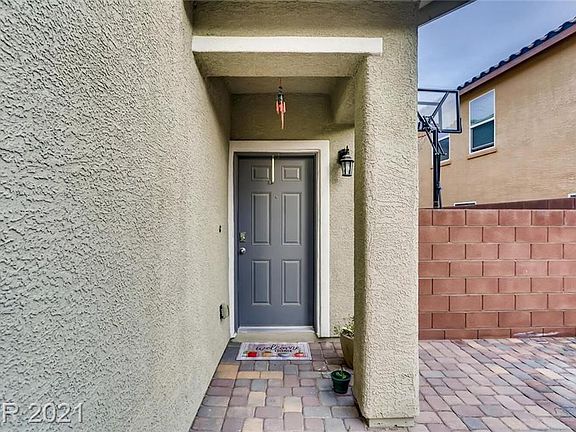 4th image of 10838 Dobbs Ave