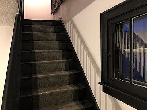 4th image of 351 Massie Ave