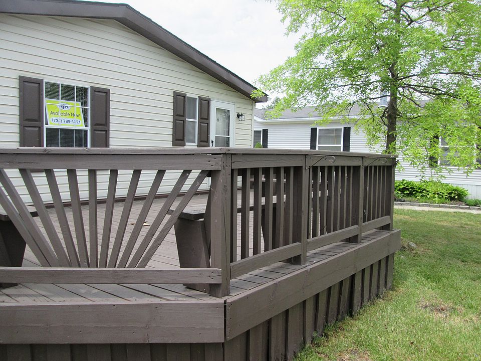1st image of 26296 Dakota Ln