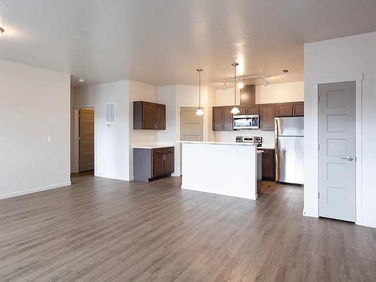 Prairie Pointe Apartments and Townhomes — Photo 99
