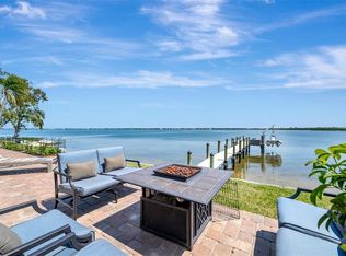 3863 Catalina Dr, Bradenton, FL 34210