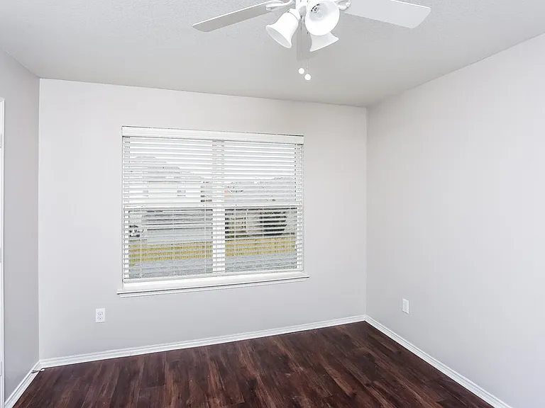 5000 Caraway Dr — Photo 12