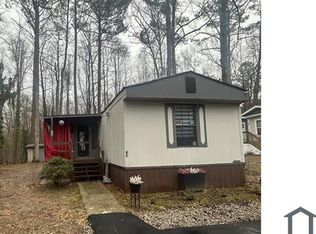 35 Fernwood Dr, Fayetteville, GA 30214