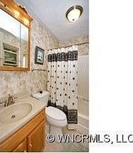 5th image of 260 Foxhunt Ln