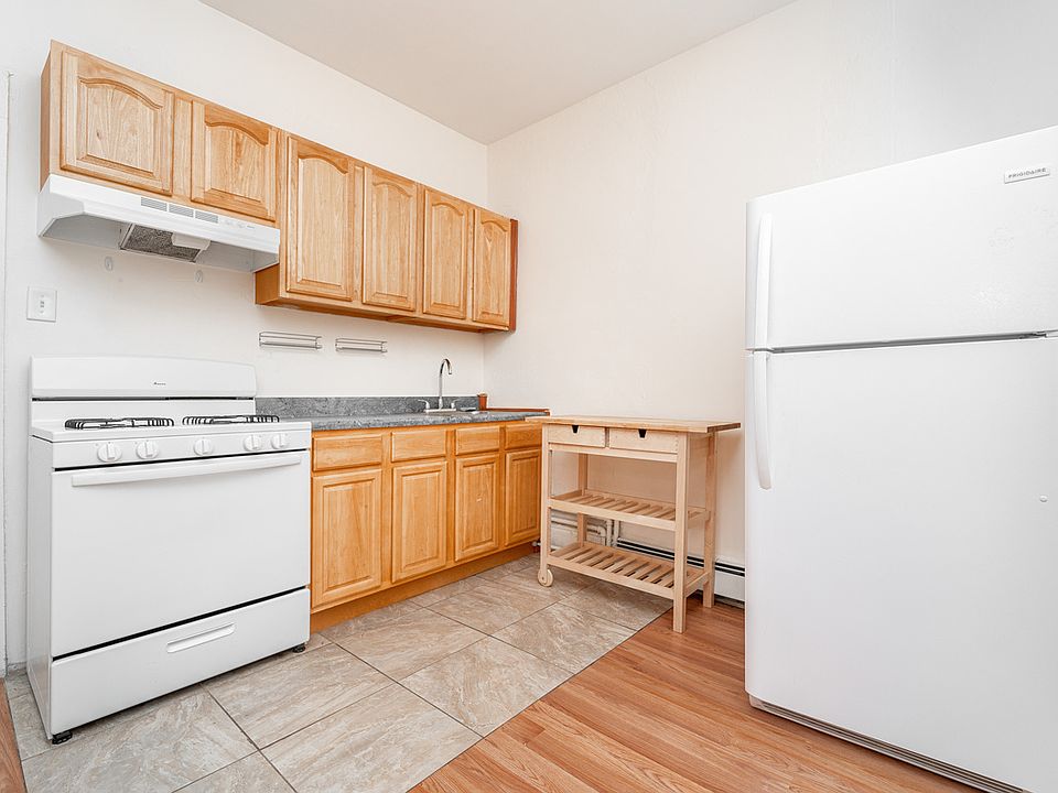 1st image of 25-37 38th St #2