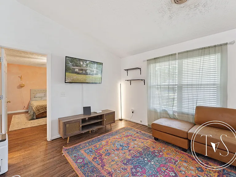 32 Gregory Ct — Photo 11