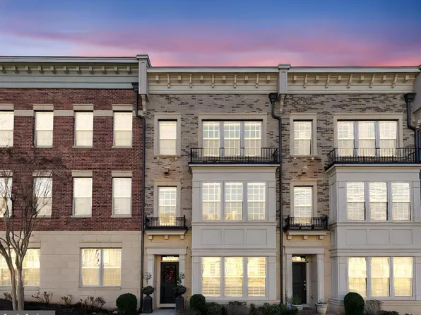 622 Sprintsail Way #62, Oxon Hill, MD 20745