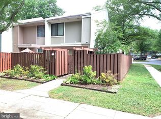 2300 Southgate Sq, Reston, VA 20191