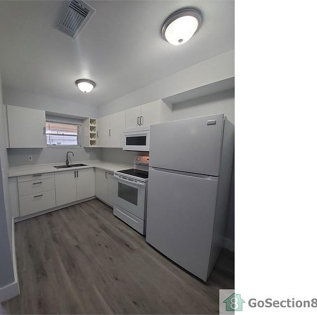 1st image of 1461 SW 1st Ter APT B