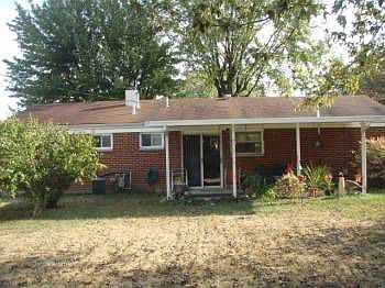 5th image of 236 Doyle Ave