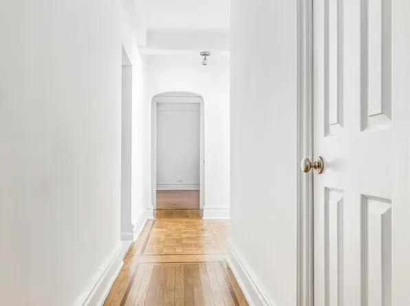 225 East 79th Street image 4 of 7