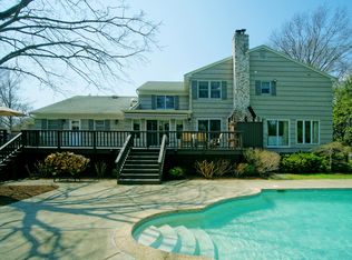 281 Glendale Rd, Scarsdale, NY 10583