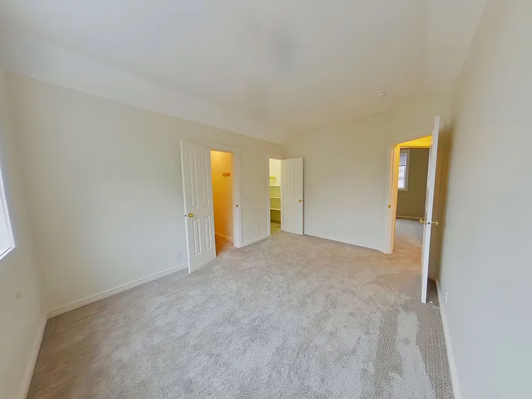 553 Covey Ln — Photo 11