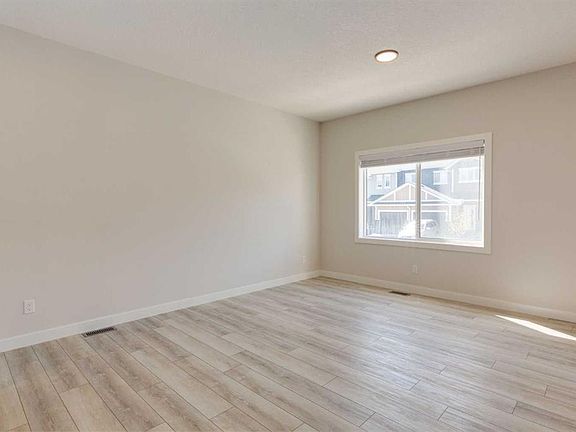 4th image of 31 S Tuscany Summit Sq NW