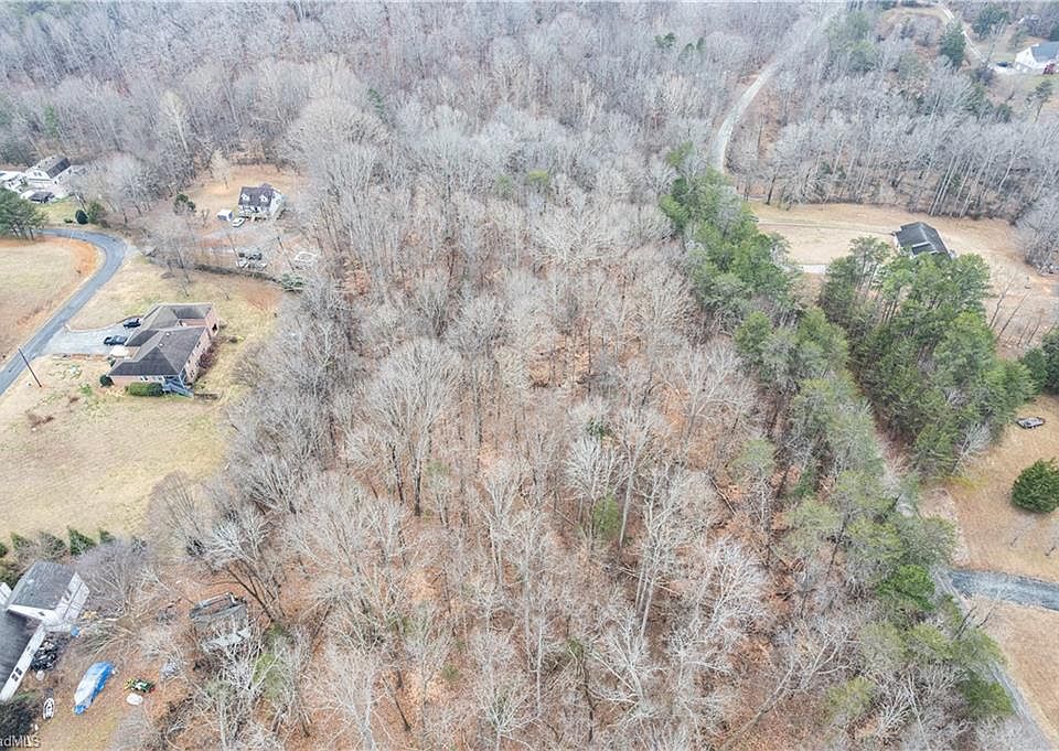 1st image of 0 Larrimore Ln