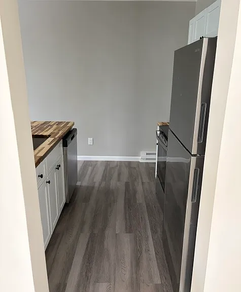 350 S Scott Ave #1 — Photo 3