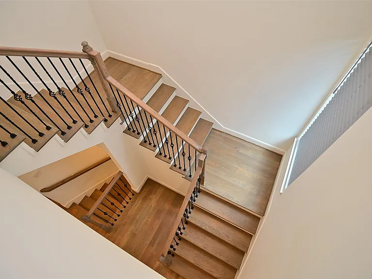 1117 W 16th St #C — Photo 43