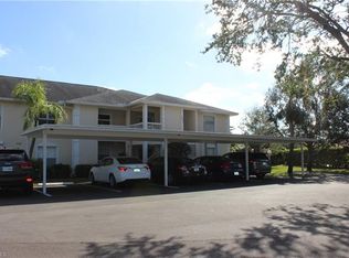 605 Squire Cir APT 104, Naples, FL 34104