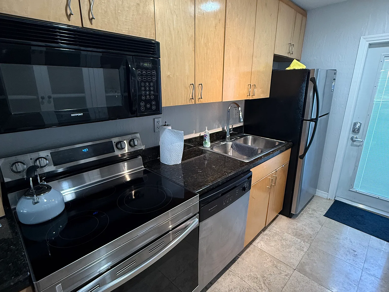 1 bed, 599 sqft, $1,700 — Photo 4