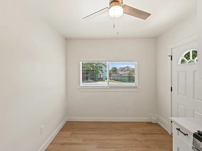 5310 George St #B — Photo 5