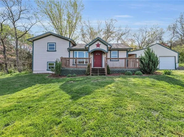 12765 S New Garden Rd, Excelsior Springs, MO 64024