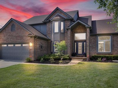 21334 Carlton Dr, Macomb, MI, 48044