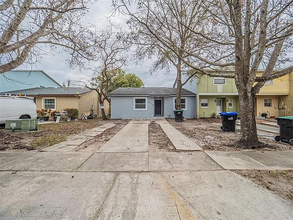 3rd image of 2419 Rio Pinar Lakes Blvd