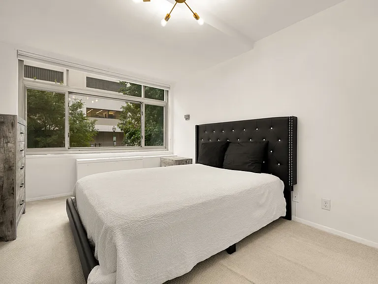 2401 H St NW #209 — Photo 14