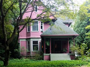 6704 Wakefield Rd, Hiram, OH 44234