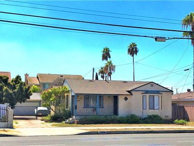 14024 Los Angeles St, Baldwin Park, CA, 91706