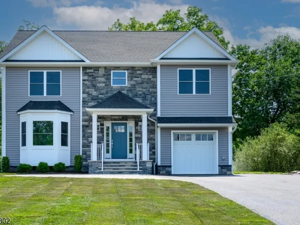 142 Passaic Ave, Roseland Boro, NJ 07068