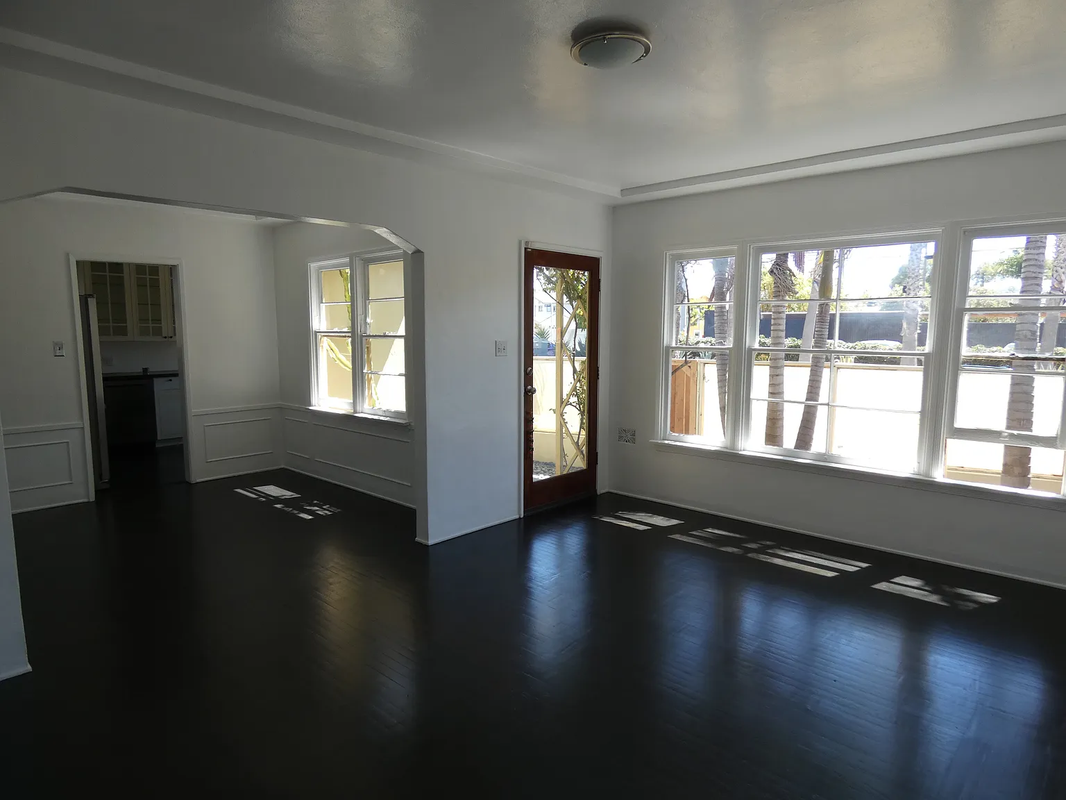 2 bed, 1001 sqft, $6,500 — Photo 3