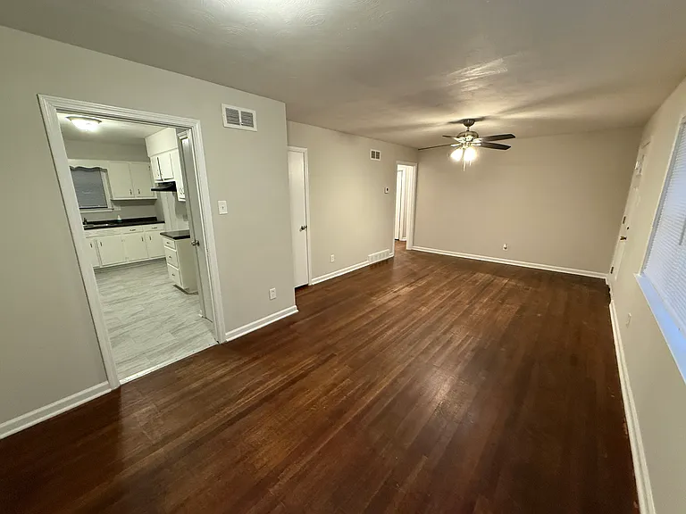 3392 Hallbrook St — Photo 3