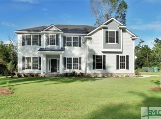 8 Oakcrest Ct, Savannah, GA 31405