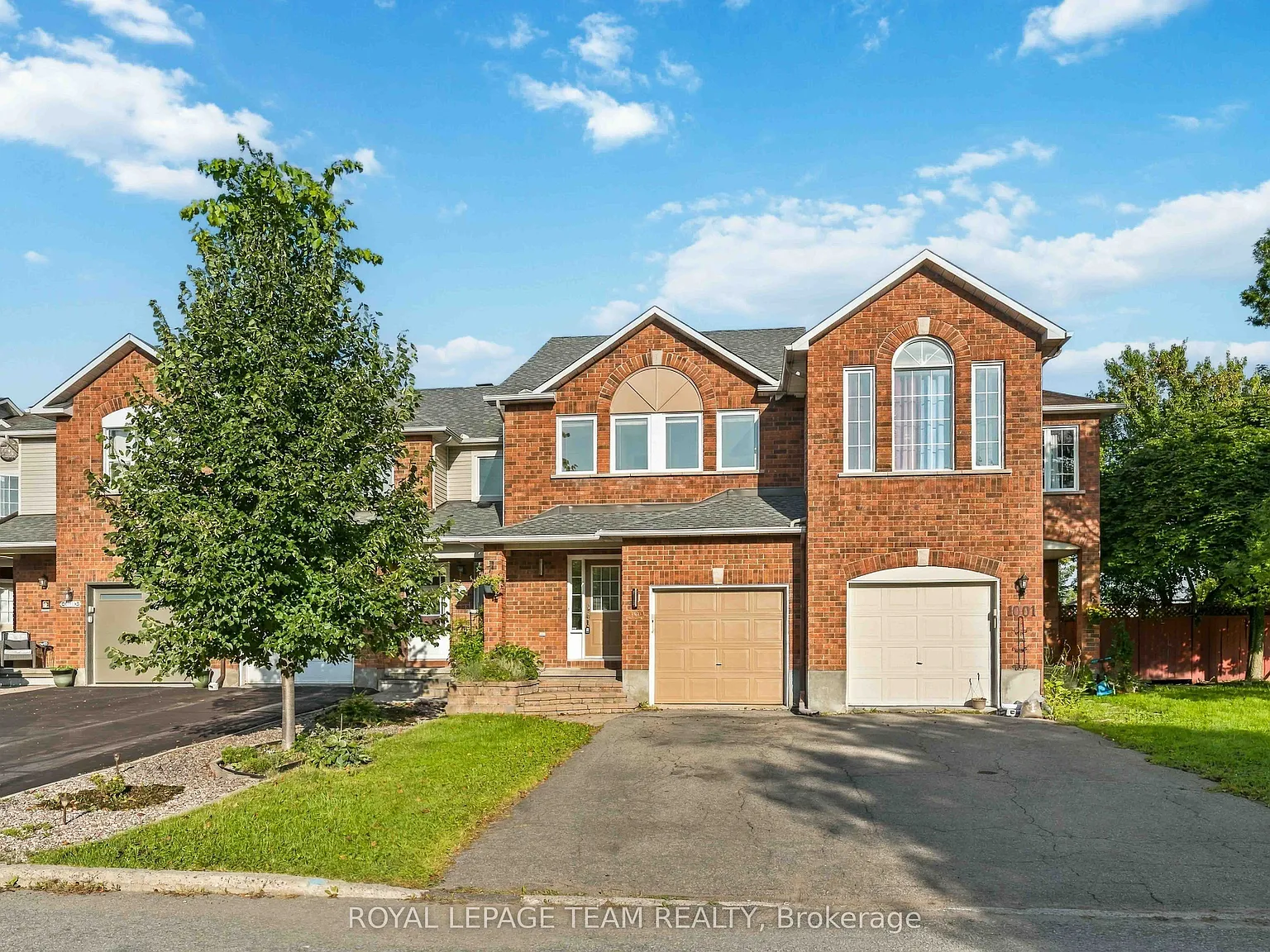 3 bed, $2,500 — Photo 1