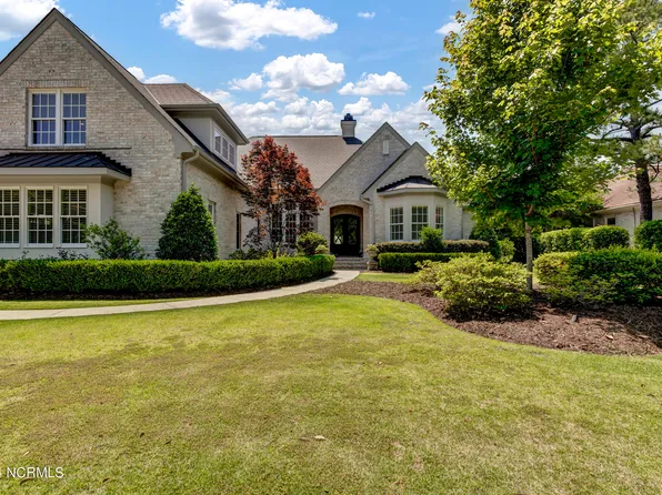 932 Arboretum Drive, Wilmington, NC 28405