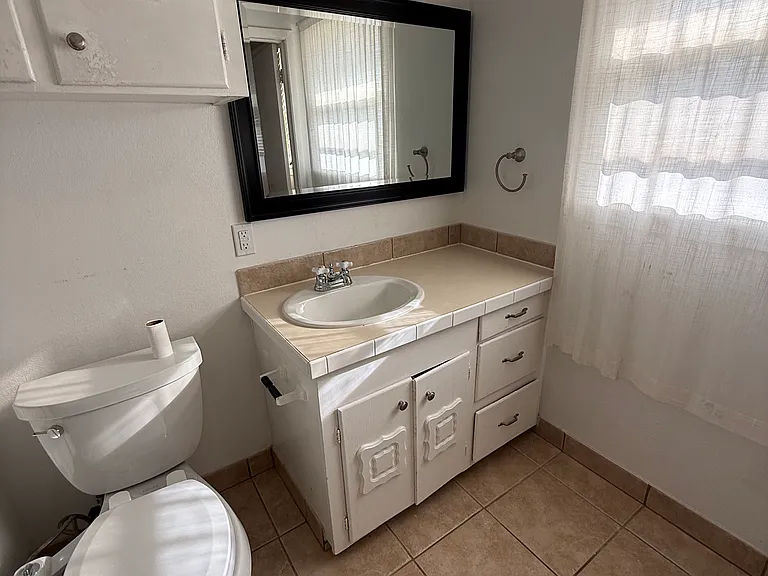 2703 Rebecca Dr — Photo 5