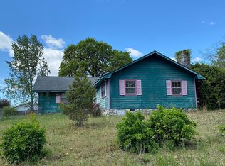 93 Marian Ln, Spring Lake, NC 28390