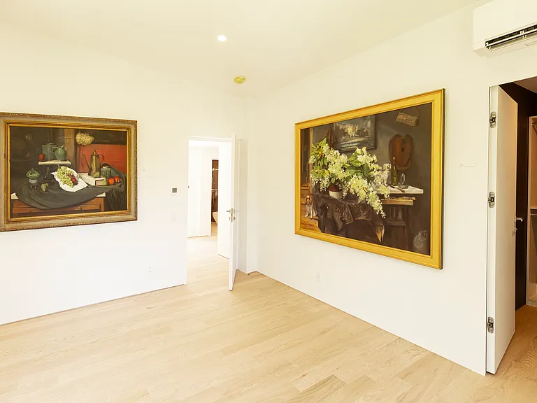 205 E Hyerdale Dr — Photo 31