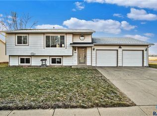 6813 W 46th St, Sioux Falls, SD 57106