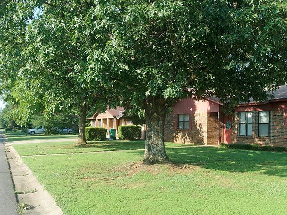 5th image of 1700 S Dayton Ave