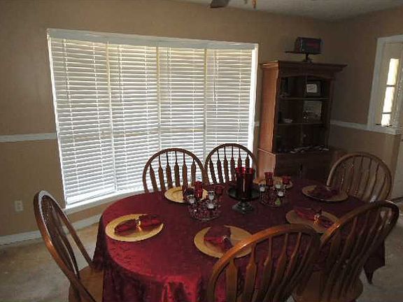 4th image of 2518 Fieldwood Cir