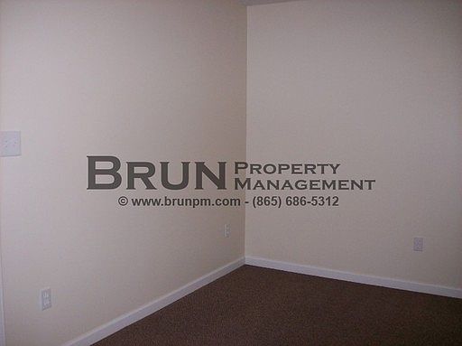 5th image of 3627 Starview Way
