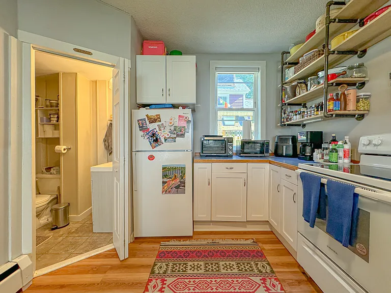 329 Preble St #1 — Photo 15