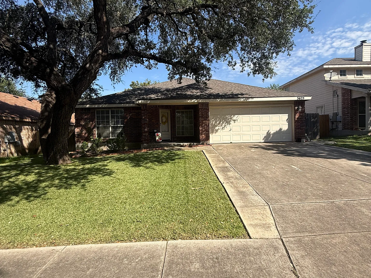 4 bed, 2301 sqft, $1,800 — Photo 3